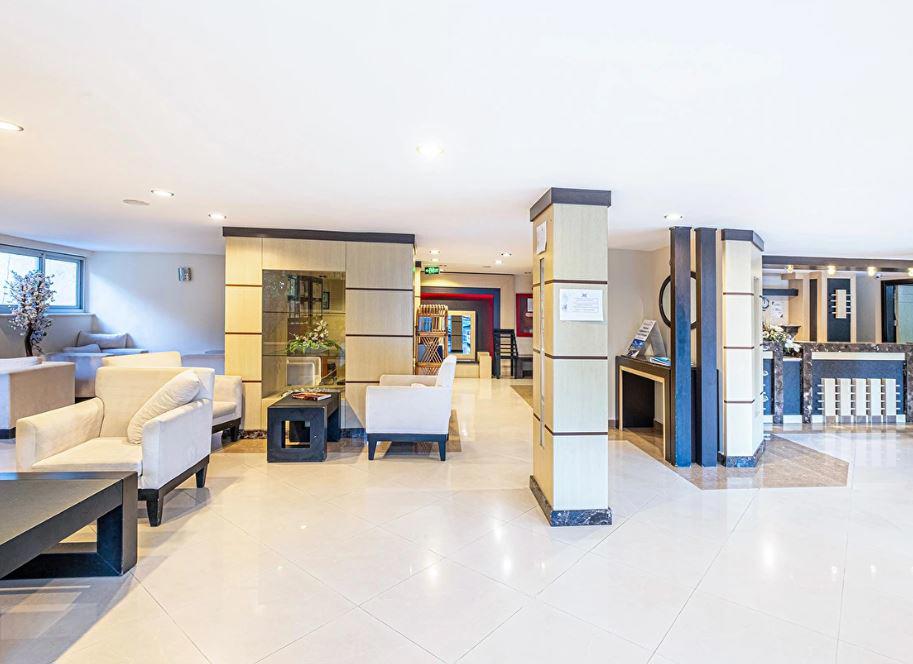 Viking Nona Beach Hotel