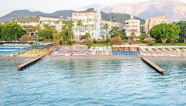 Viking Beach Hotel & Spa