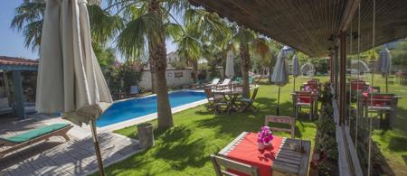 Tash Mekan Alaçatı Boutique Hotel