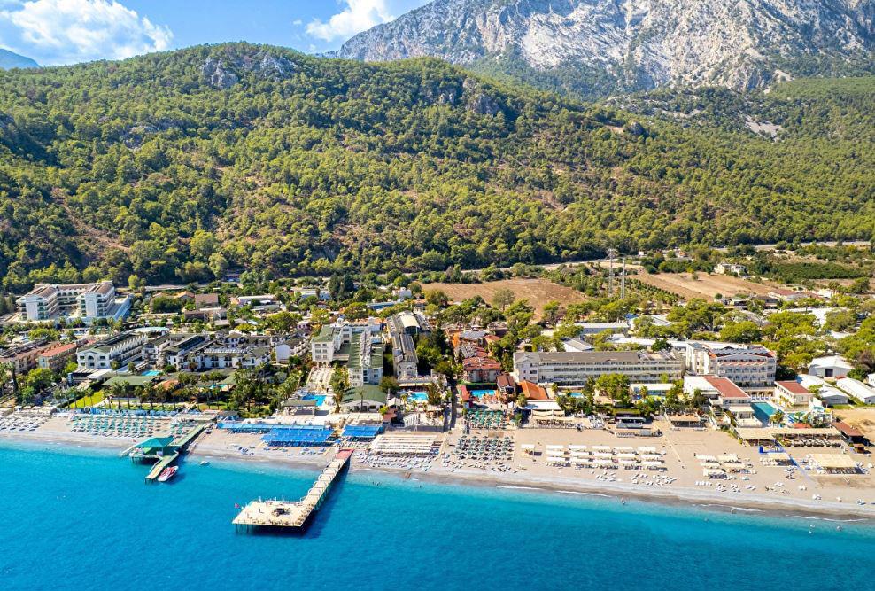 Aleria Belport Beach Hotel
