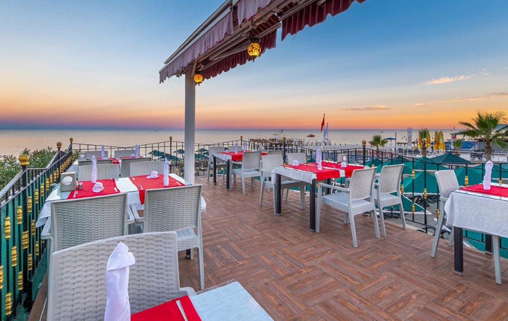 Aleria Belport Beach Hotel