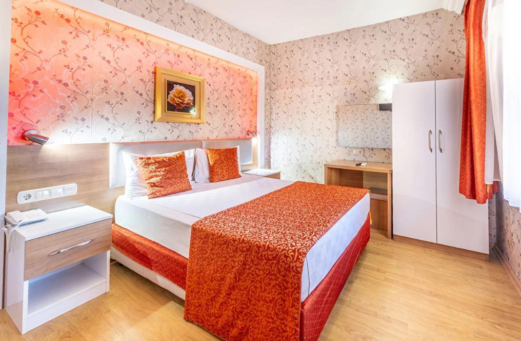 Aleria Belport Beach Hotel