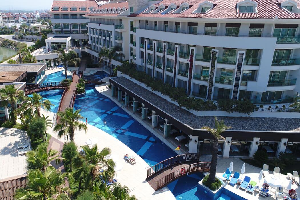 Sunis Evren Beach Resort Hotel & Spa