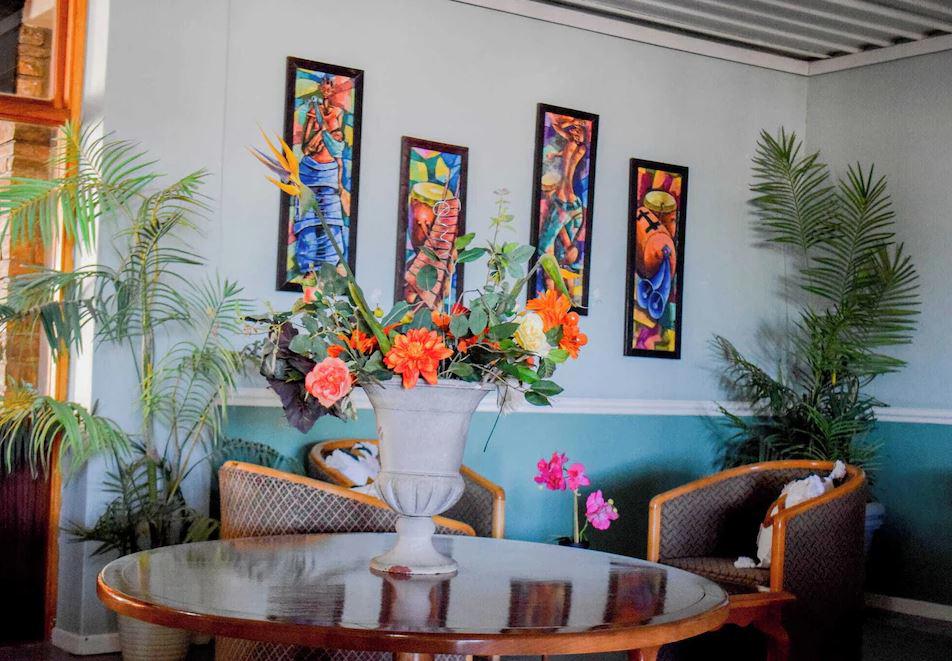 Canyon Hotel