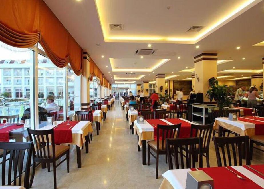 White Lilyum Hotel