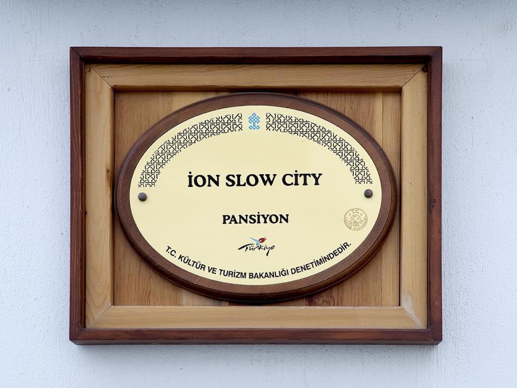 Ion Slow City - Adult Only (+12)