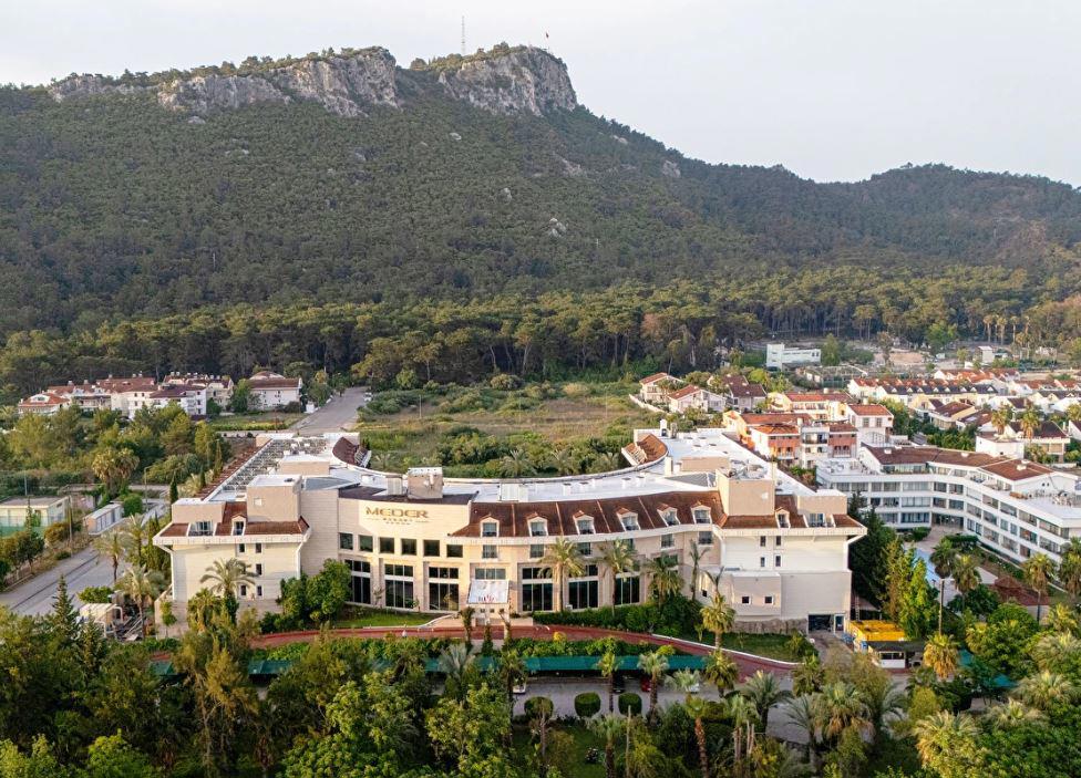 Meder Resort Hotel