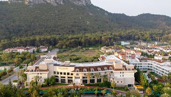 Meder Resort Hotel