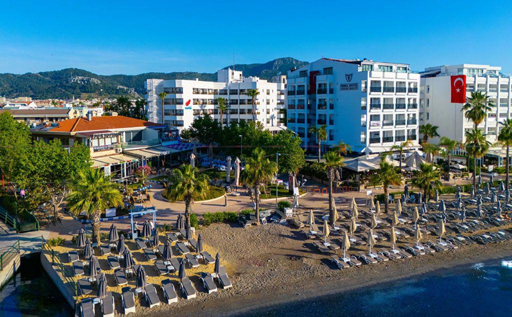 Hawaii Hotel By Yunus