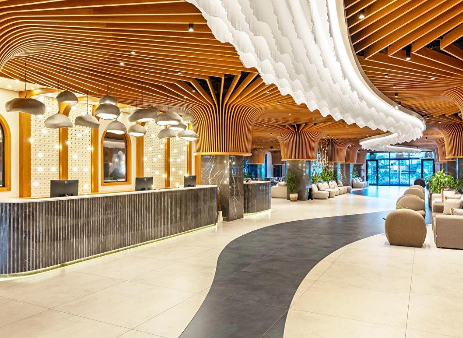 Jacaranda Luxury Hotel