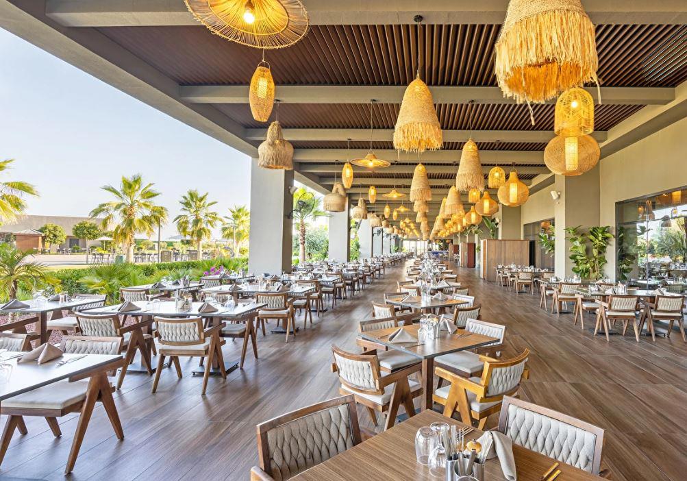 Jacaranda Luxury Hotel