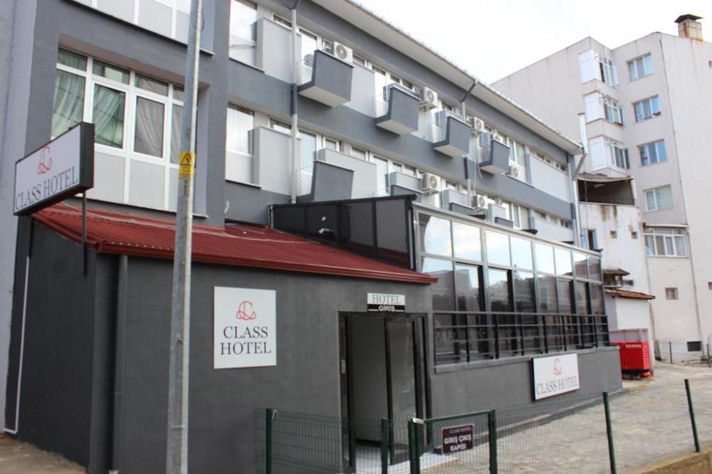 Class Hotel