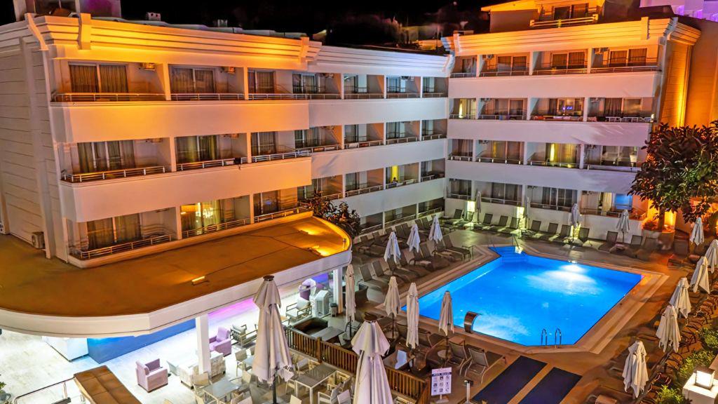 Banu Hotel Luxury