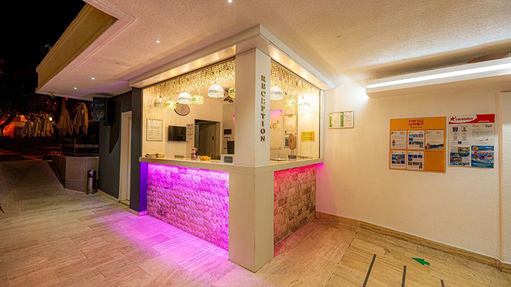 Banu Hotel Luxury