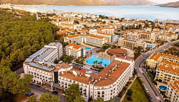 Green Nature Resort & Spa