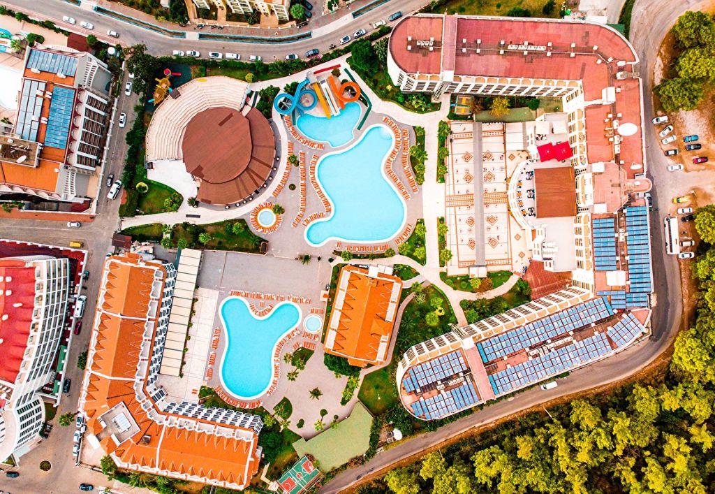 Green Nature Resort & Spa