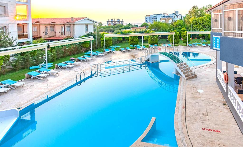 Green Gold Hotel
