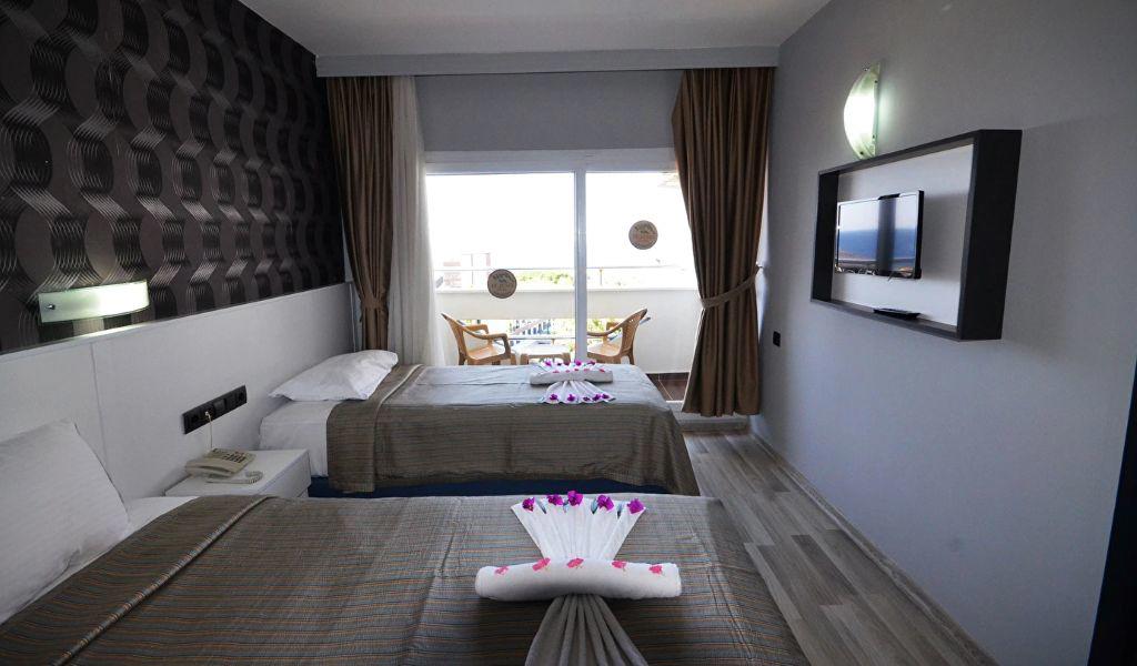 Green Gold Hotel