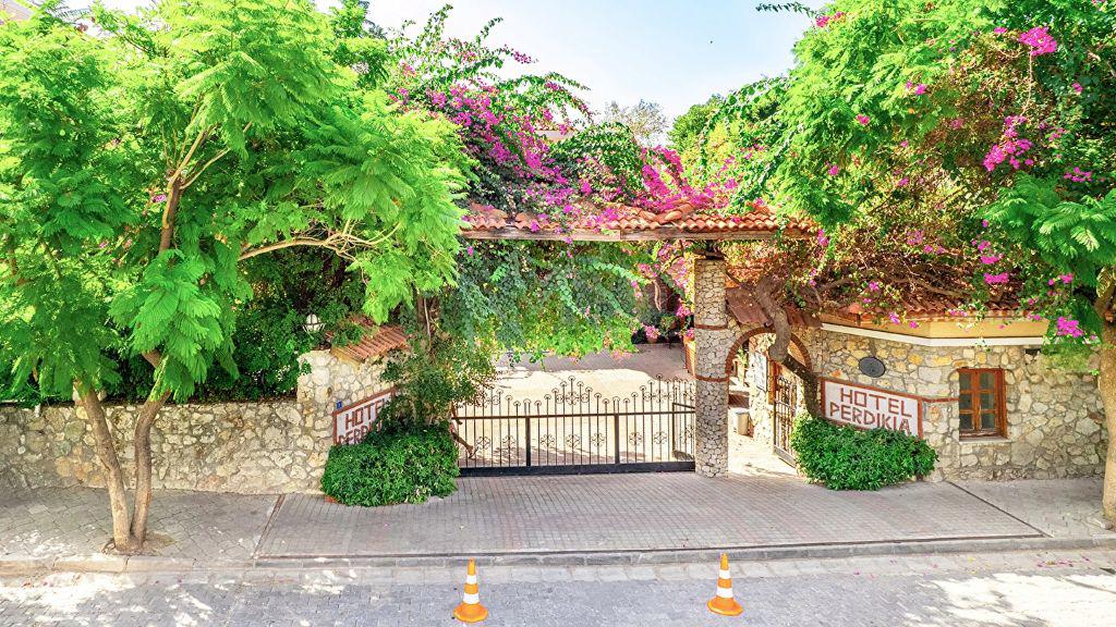 Perdikia Beach Hotel