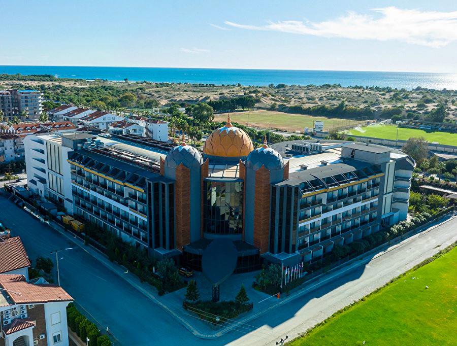 Arnor De Luxe Hotel & Spa
