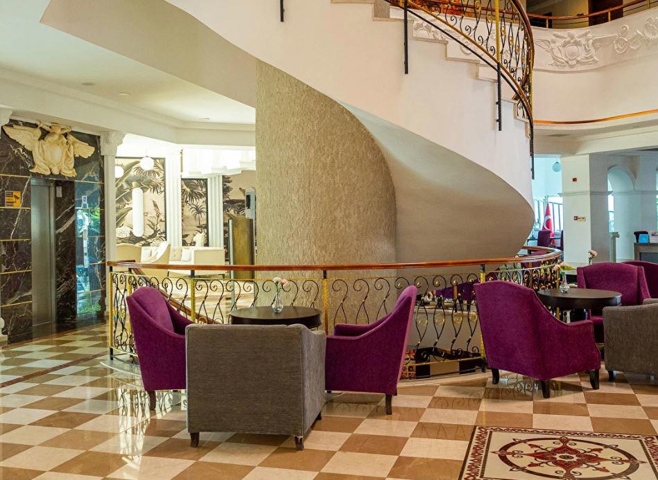 Roma Beach Resort Spa (+16)