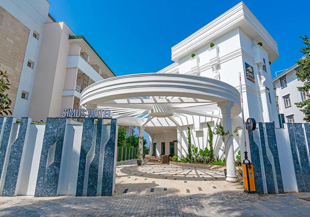 Simus Beach Hotel (+16)