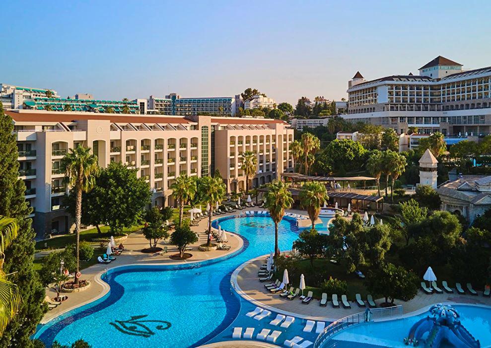 Horus Paradise Luxury Resort