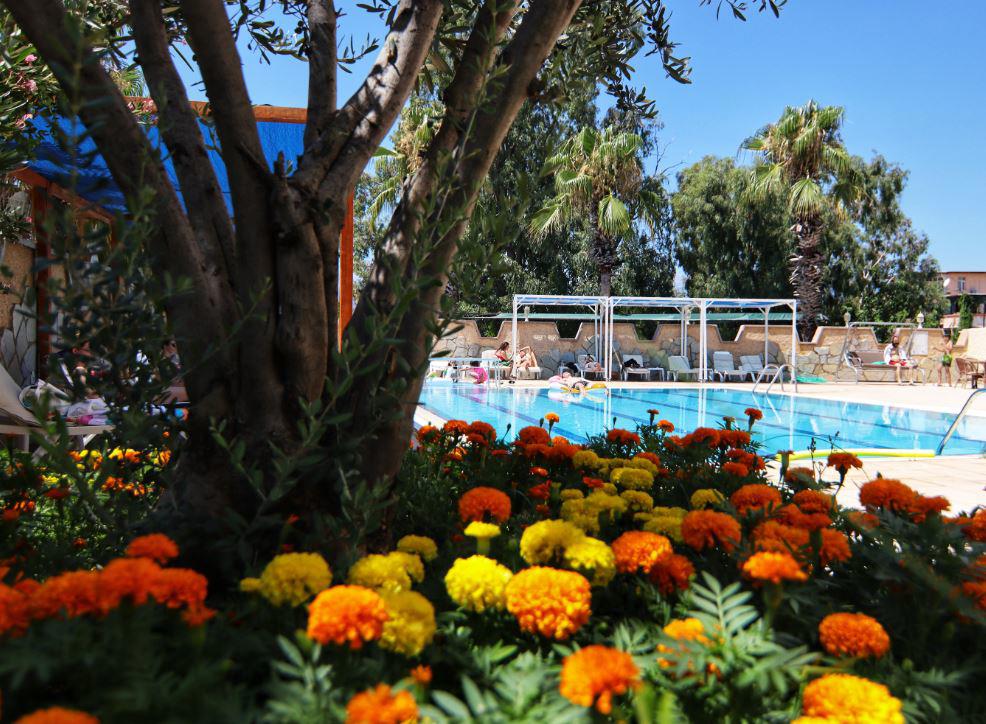 Acropol Beach