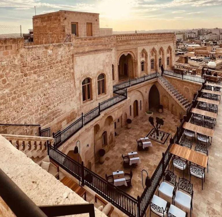 Shamas Hotel