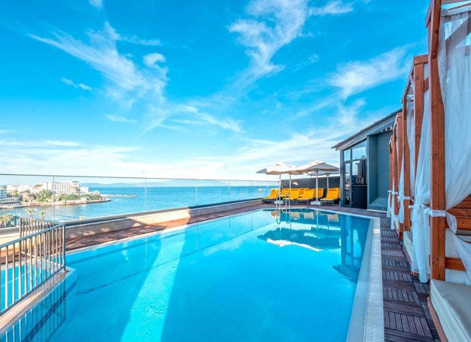 Jura Hotels Ada Beach
