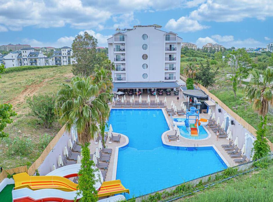 Q Ella Beach Hotel Side