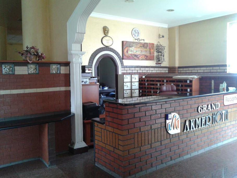 Grand Akmer Hotel