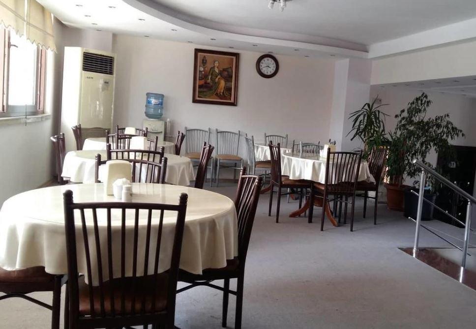 Bayrakli Otel