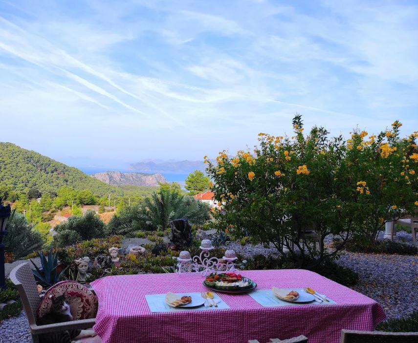Palace Gökbel Boutique B & B