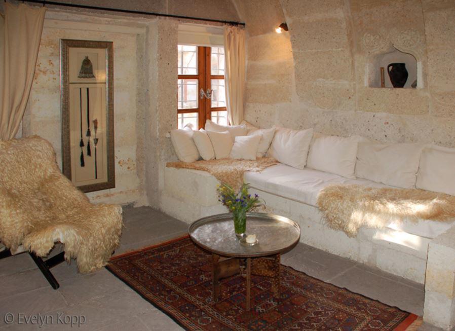 Asma Cave House