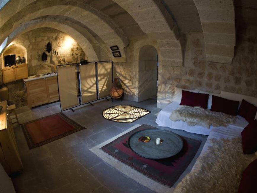 Asma Cave House