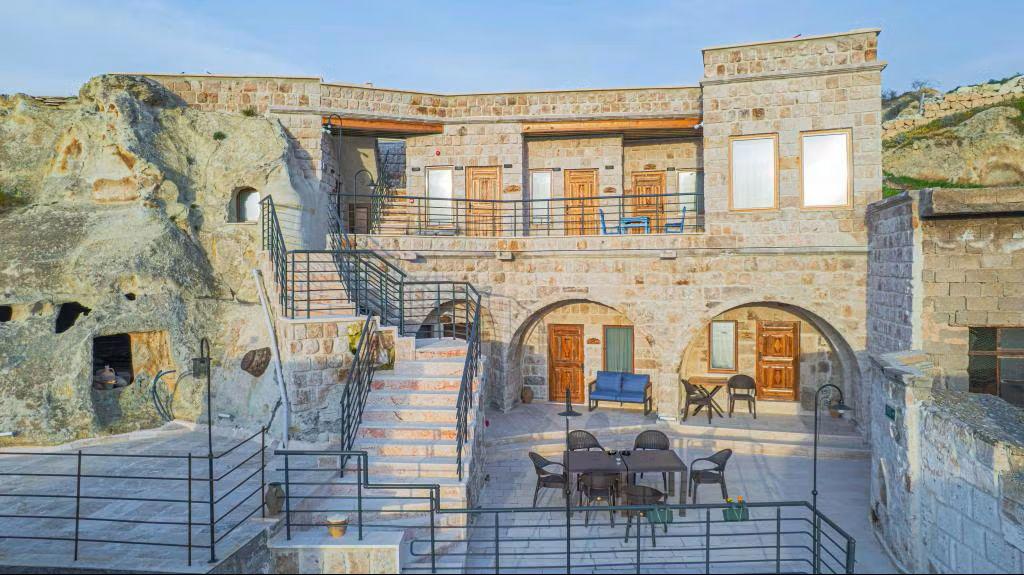 Tyana Cave House