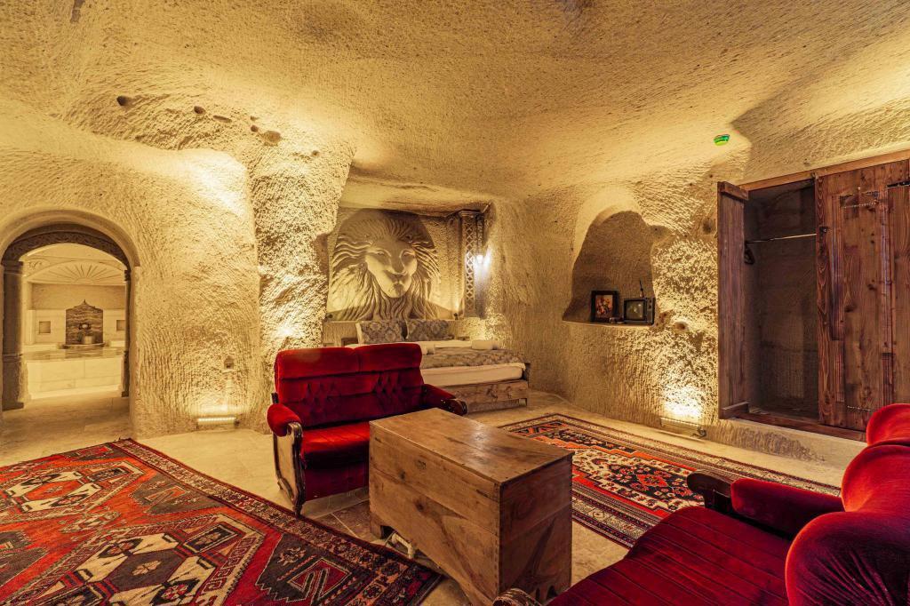 Tyana Cave House