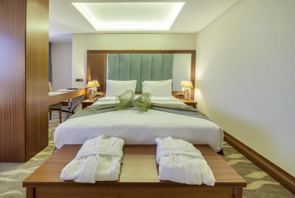 Lamec Hotel Business