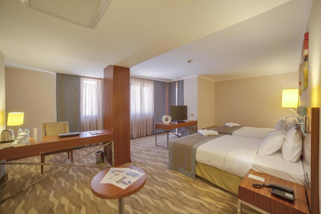 Lamec Hotel Business