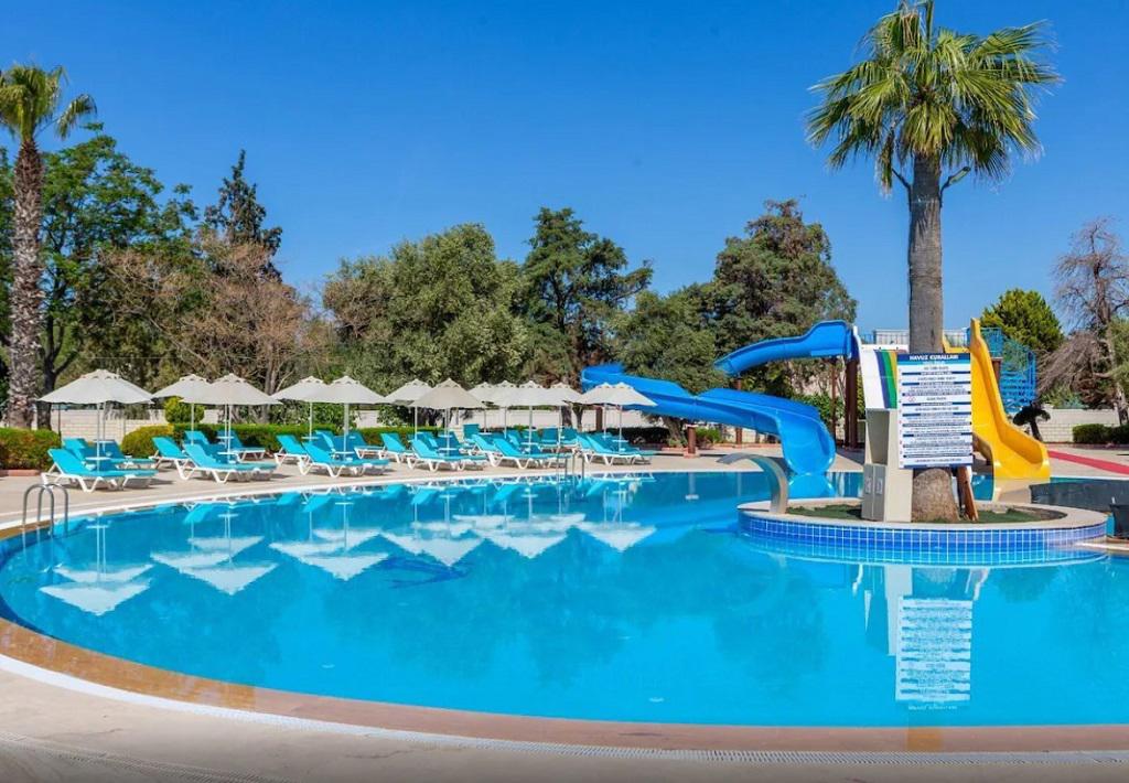 The Holiday Resort