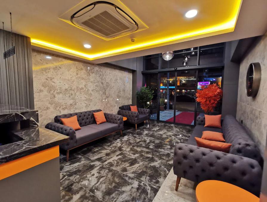 Ada Hotel