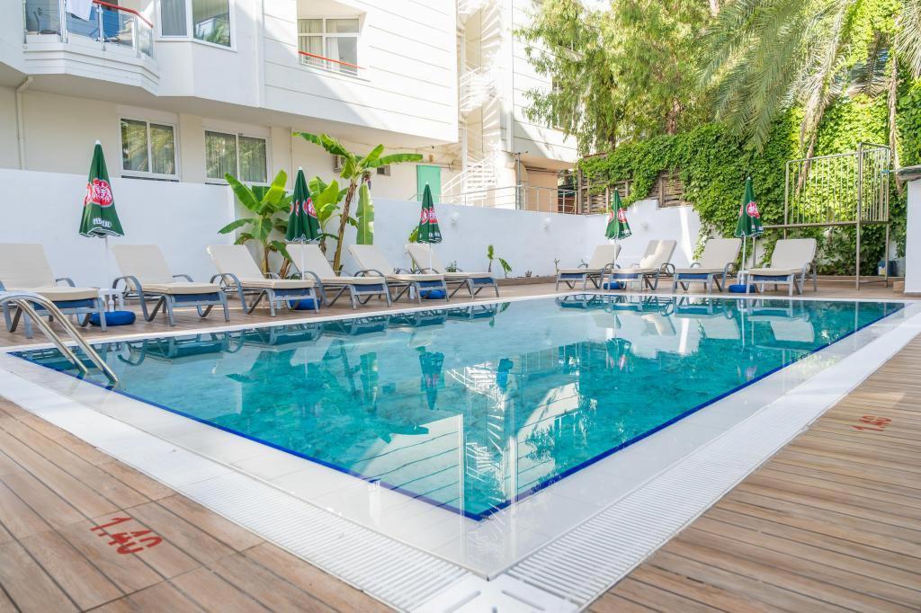 Verde Beach Hotel