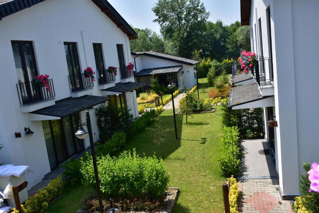Sapanca Çayır Çimen Otel