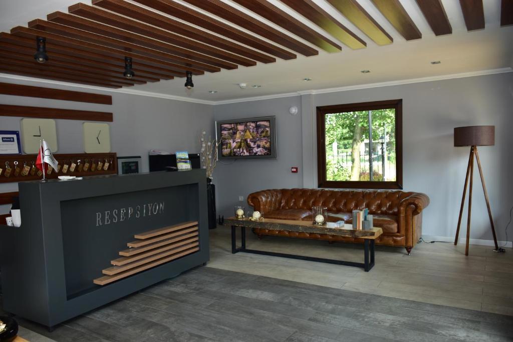 Sapanca Çayır Çimen Otel