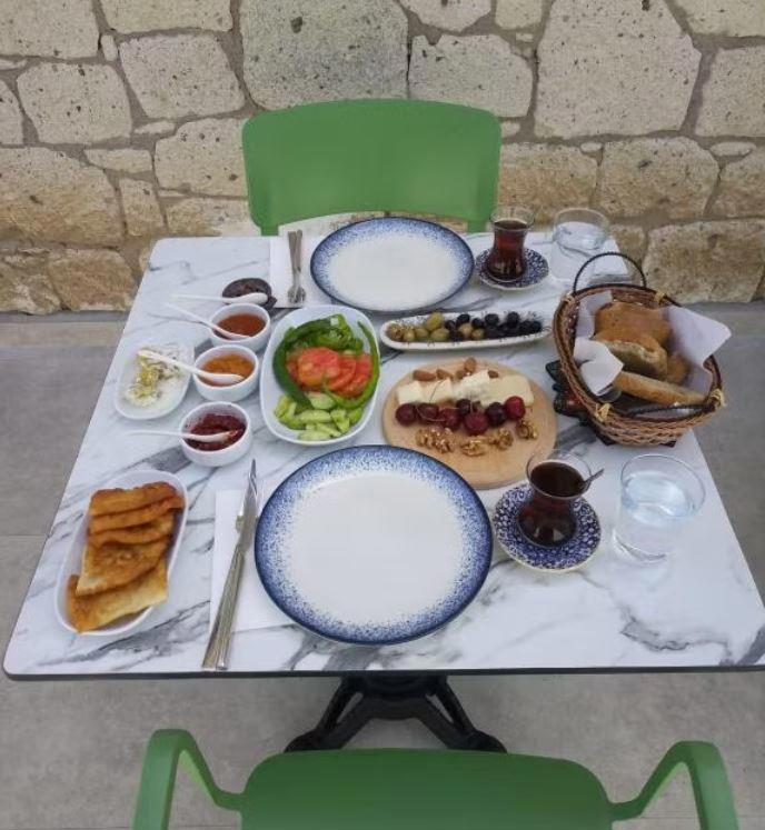 Cemile Hanım Konağı Alaçatı