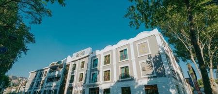 Ener Old Castle Resort Hotel