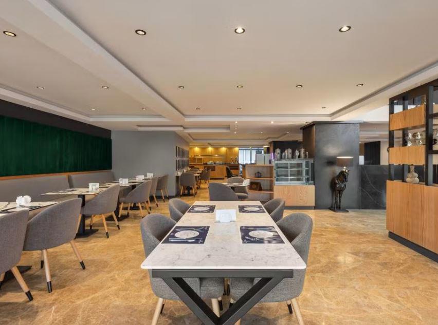 Days Inn By Wyndham Istanbul Arnavutköy