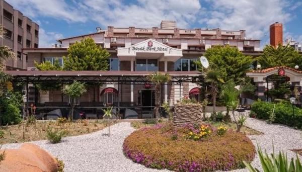 Büyük Berk Otel
