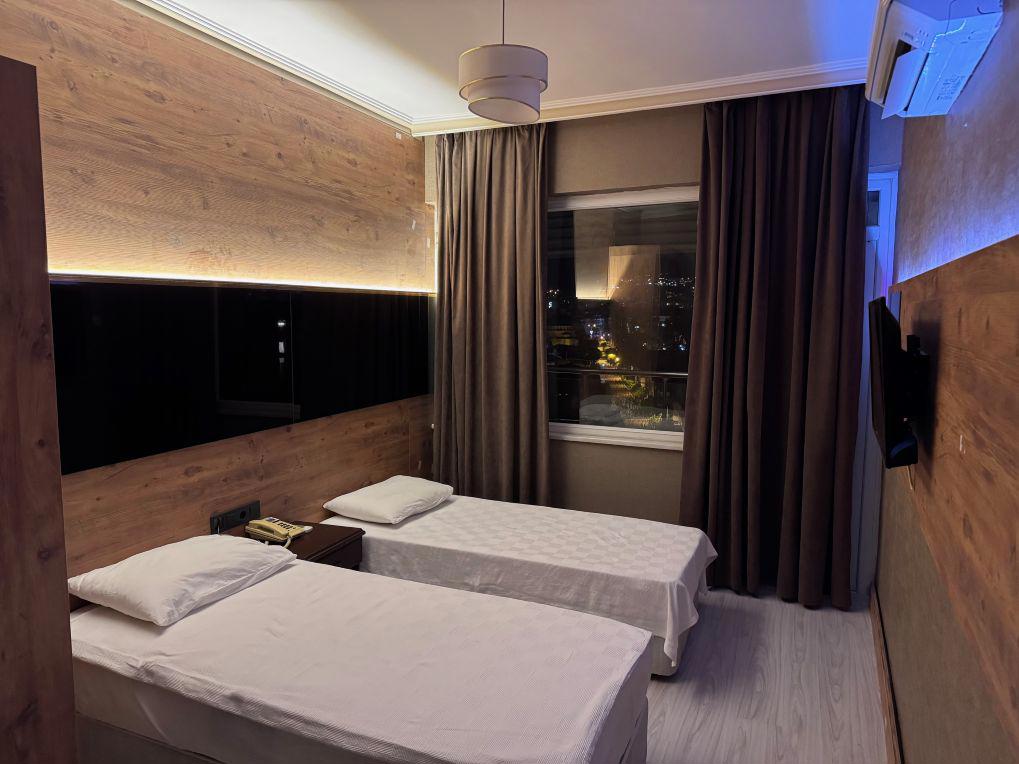 Temiz Otel
